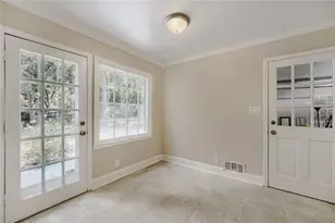5717 Braddock Ct, Atlanta, GA 30350 - Photo 12