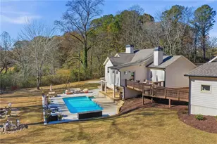 735 Sardis Cir, Canton, GA 30114 - Photo 10