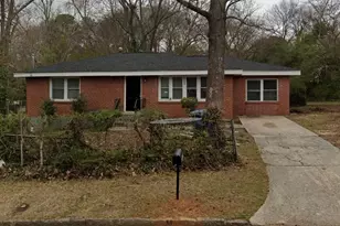 1112 Valley View Rd SE, Atlanta, GA 30315 - Photo 1