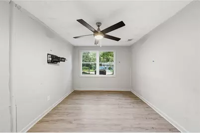 1112 Valley View Road SE, Atlanta, GA 30315 - Photo 16