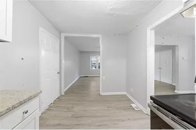 1112 Valley View Road SE, Atlanta, GA 30315 - Photo 10