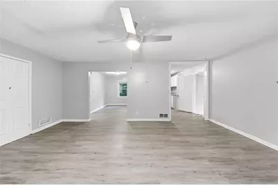 1112 Valley View Road SE, Atlanta, GA 30315 - Photo 12