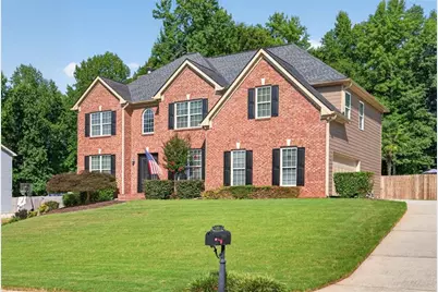 202 Prestwick Drive, Hoschton, GA 30548 - Photo 2