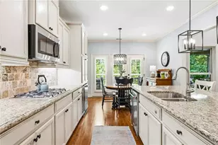 5455 Fishermans Cove, Gainesville, GA 30506 - Photo 10