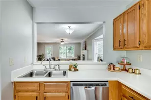 5180 Laurel Bridge Ct SE, Smyrna, GA 30082 - Photo 14