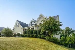 486 Riverwalk Manor Dr, Dallas, GA 30132 - Photo 2