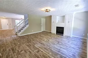 528 Lazy River Ln, Woodstock, GA 30188 - Photo 8