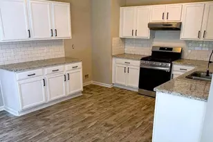 528 Lazy River Ln, Woodstock, GA 30188 - Photo 2