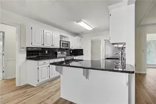 2340 Ashton Ridge Dr, Dacula, GA 30019 - Photo 10