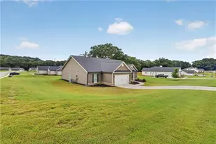 198 Advent Dr, Winder, GA 30680 - Photo 42
