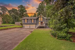 1046 Washington Ave, Woodstock, GA 30188 - Photo 2