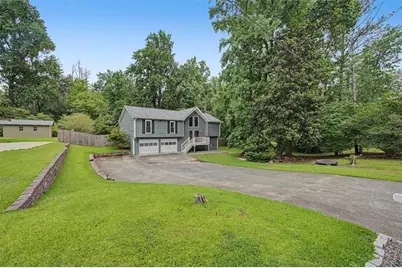 1046 Washington Avenue, Woodstock, GA 30188 - Photo 4