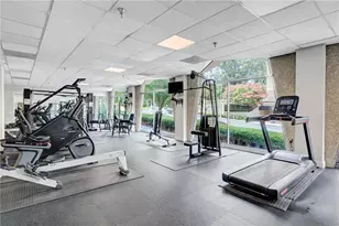 2479 Peachtree Rd, Atlanta, GA 30305 - Photo 8