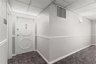 2479 Peachtree Rd, Atlanta, GA 30305 - Photo 2