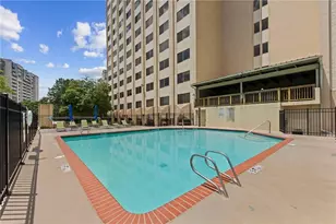 2479 Peachtree Rd, Atlanta, GA 30305 - Photo 32