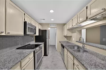 123 Warm Springs Centers, Roswell, GA 30075 - Photo 14