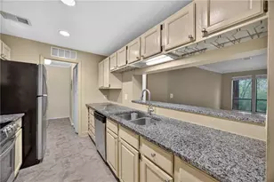 123 Warm Springs Centers, Roswell, GA 30075 - Photo 16