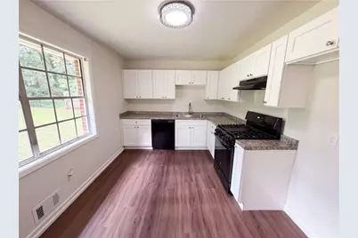 1375 S Hicks Circle NW, Conyers, GA 30012 - Photo 6