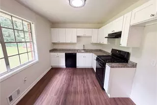 1375 S Hicks Cir NW, Conyers, GA 30012 - Photo 6