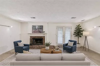 878 Lake Hollow Boulevard SW, Marietta, GA 30064 - Photo 10