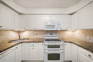 3530 Piedmont Road NE, Atlanta, GA 30305 - Photo 12