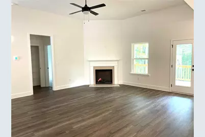 200 Blackberry Court, Pendergrass, GA 30567 - Photo 6