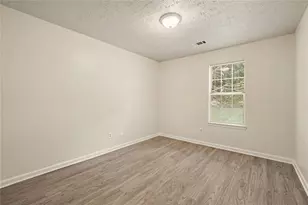 529 Bluff Ct, Woodstock, GA 30188 - Photo 14