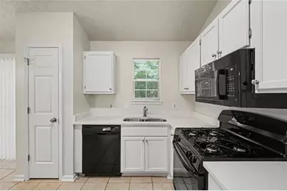 529 Bluff Court, Woodstock, GA 30188 - Photo 8