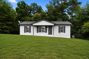 332 Lavista Dr SW, Calhoun, GA 30701 - Photo 1