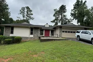 2627 Twin Oaks Dr SW, Marietta, GA 30064 - Photo 1