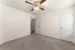 1085 Crystal Water Dr, Lawrenceville, GA 30045 - Photo 26