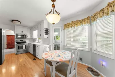 1085 Crystal Water Drive, Lawrenceville, GA 30045 - Photo 14