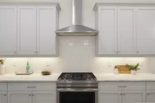 230 Colebrook St NE, Atlanta, GA 30307 - Photo 14