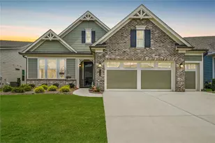 136 Conway Trl, Hoschton, GA 30548 - Photo 2