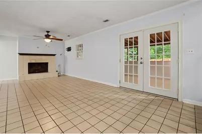245 Pinetree Drive, Marietta, GA 30068 - Photo 30