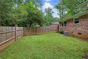245 Pinetree Dr, Marietta, GA 30068 - Photo 40