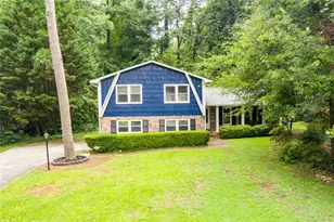 245 Pinetree Dr, Marietta, GA 30068 - Photo 4
