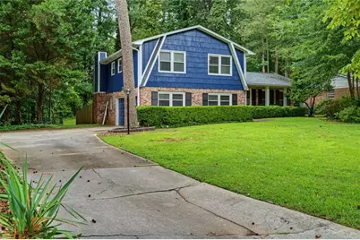 245 Pinetree Drive, Marietta, GA 30068 - Photo 14