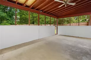 245 Pinetree Dr, Marietta, GA 30068 - Photo 36