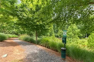 1002 Milhaven Dr, Roswell, GA 30076 - Photo 50