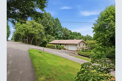 2325 Ridgecrest Circle, Hiawassee, GA 30546 - Photo 2