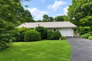 2325 Ridgecrest Cir, Hiawassee, GA 30546 - Photo 1