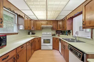 2325 Ridgecrest Cir, Hiawassee, GA 30546 - Photo 8