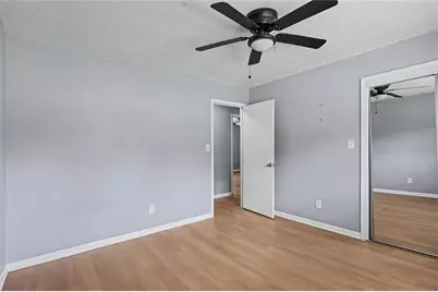 8806 Twin Oaks Drive, Jonesboro, GA 30236 - Photo 16