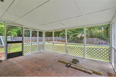 8806 Twin Oaks Drive, Jonesboro, GA 30236 - Photo 20