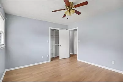 8806 Twin Oaks Drive, Jonesboro, GA 30236 - Photo 14