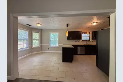 3720 Scotland Lane, Snellville, GA 30039 - Photo 6