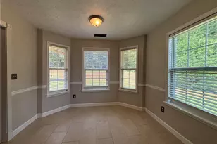3720 Scotland Ln, Snellville, GA 30039 - Photo 4