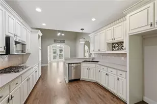 2723 Clearwater Springs Rd, Buford, GA 30519 - Photo 16