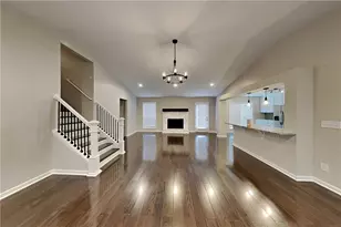 2929 Manitoba Ln, Marietta, GA 30062 - Photo 2